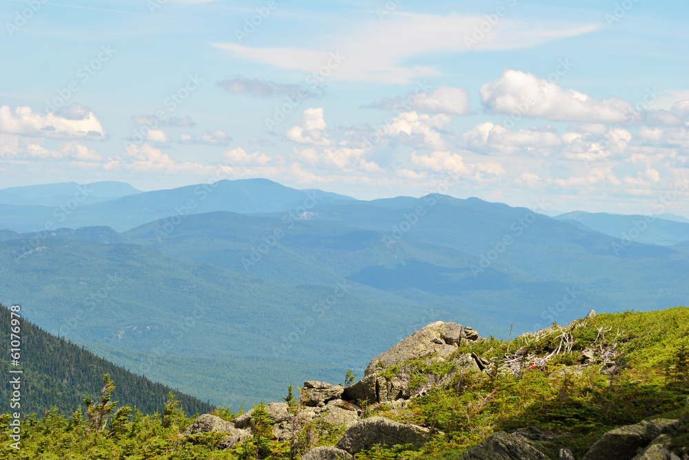 Naklejka premium From the Edge of a Rocky Mountain