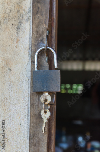 Lock and key © Kaikoro