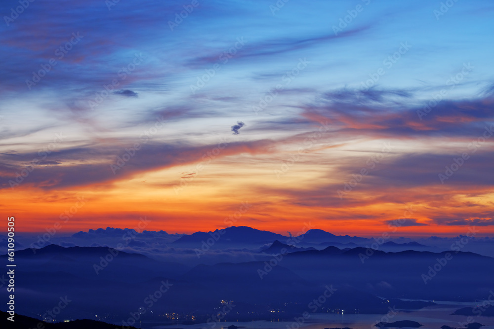 Obraz premium sunrise mountain