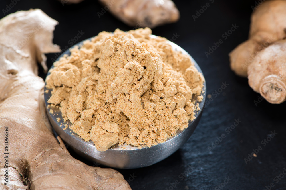 Small bowl with Ginger Powder Small bowl with Ginger Powder