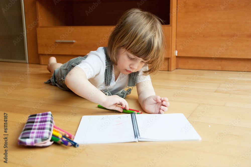 child draws with pencils child draws with pencils