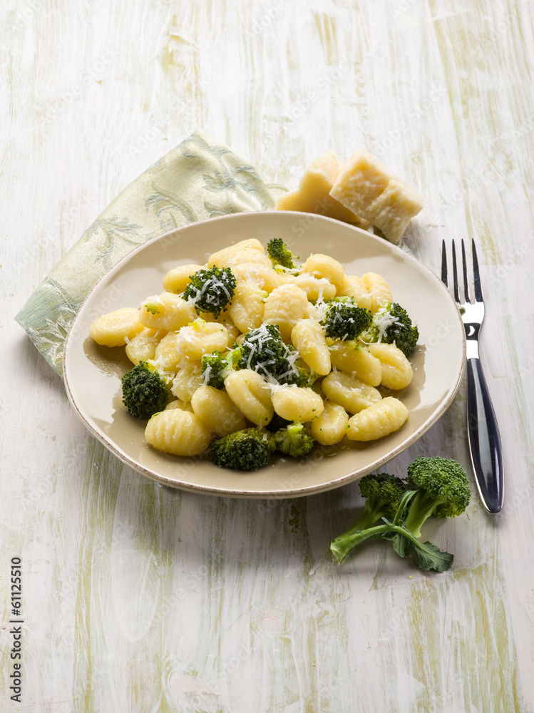 gnocchi with broccoli gnocchi with broccoli