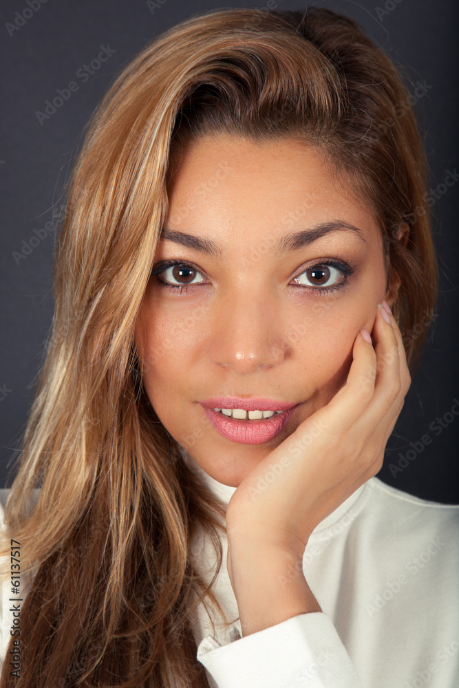 Naklejka premium Gorgeous middle eastern woman