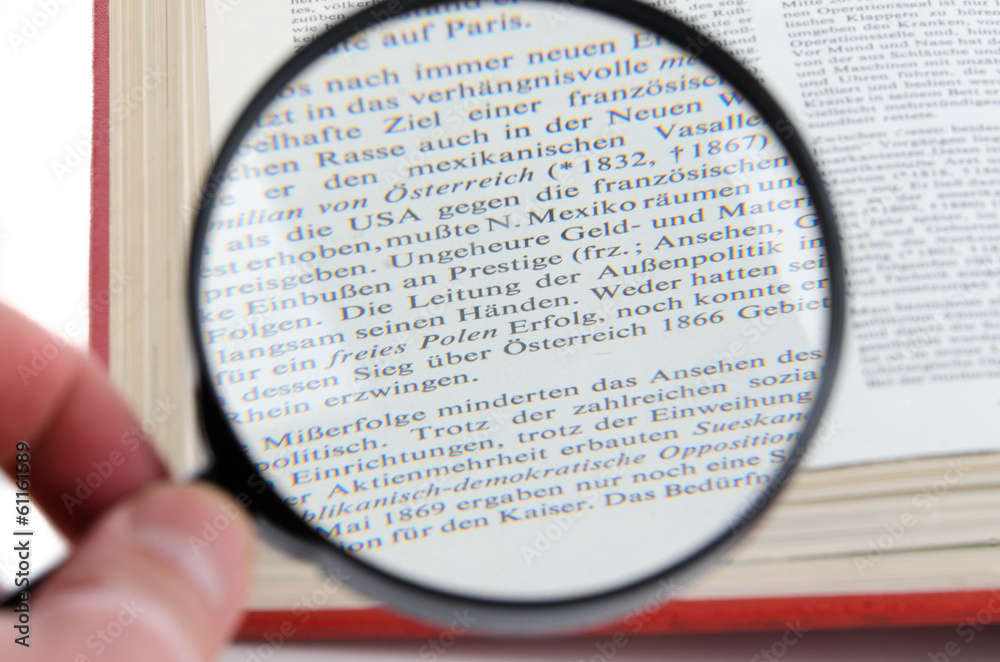 Lupe vergrößert Text Lupe vergrößert Text