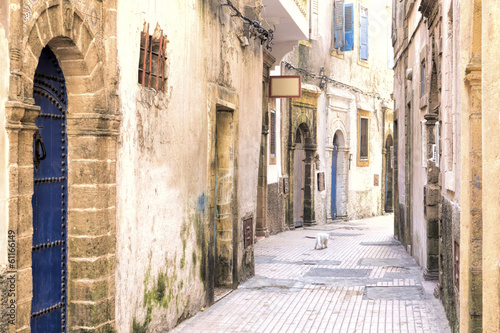 Fototapeta Naklejka Na Ścianę i Meble -  Gasse in einer marokkanischen Stadt