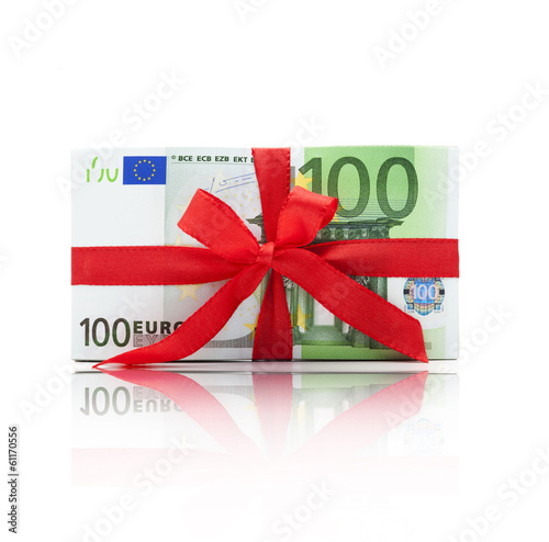 Euro Bündel mit Schleife