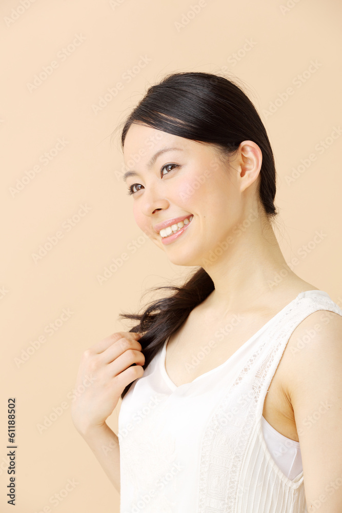 女性