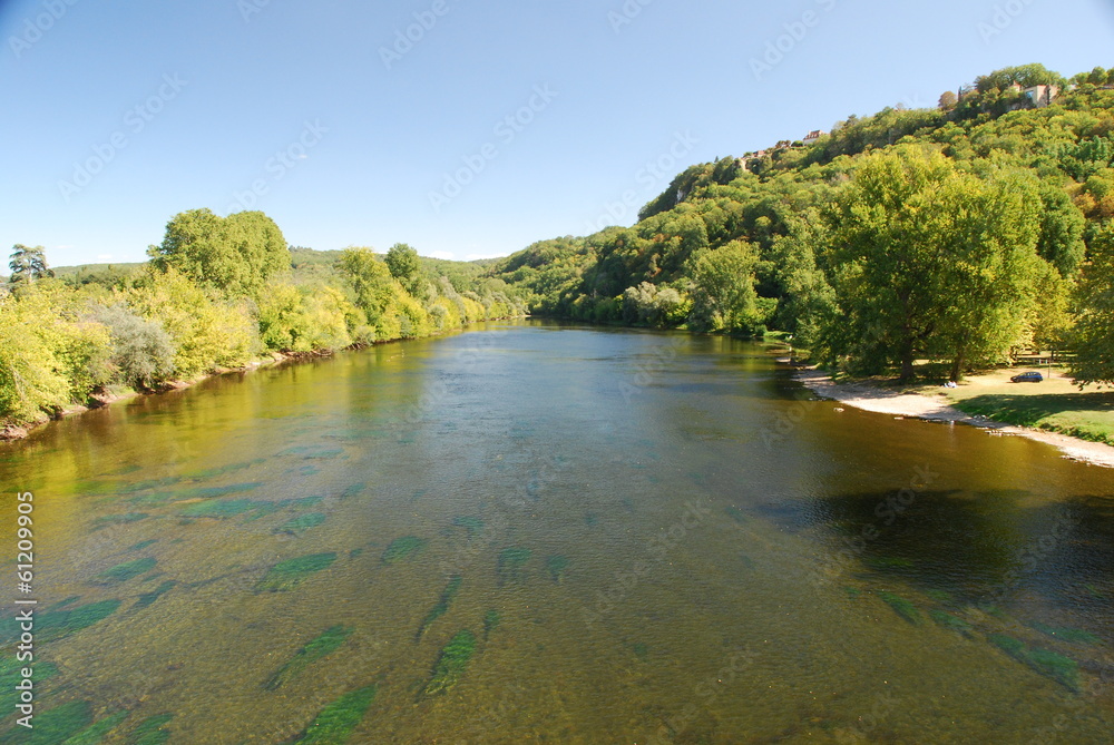 Fototapeta premium Le lit de la dordogne à Cénac
