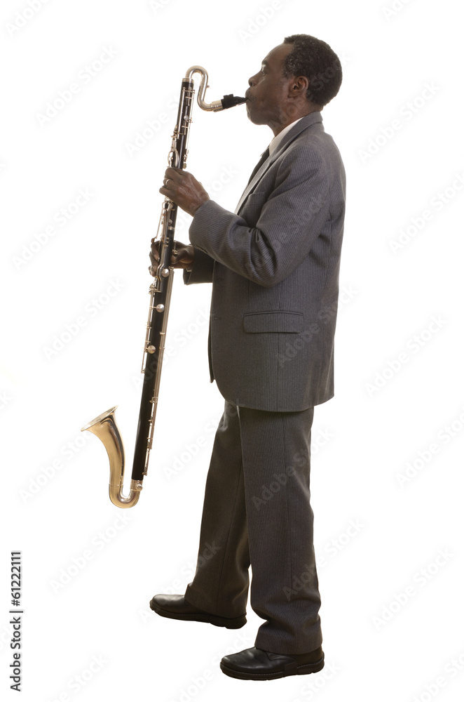 Naklejka premium Afroamerikanischer Jazzmusiker mit Bassklarinette