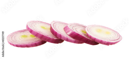 Sliced red onions composition