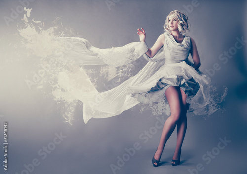 Marilyn Monroe  with splash dress