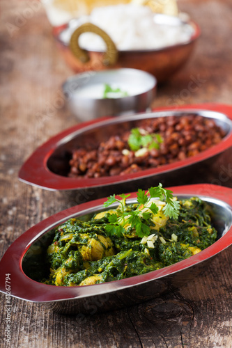 indisches Murgh Palak Curry Gericht