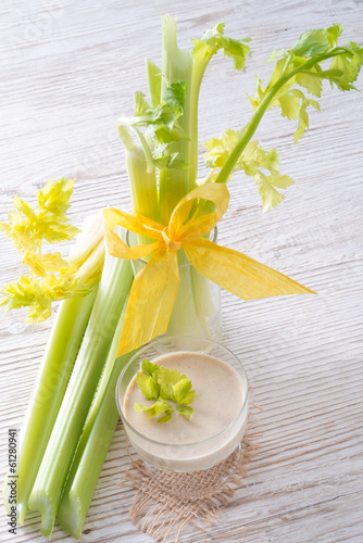 Fototapeta Naklejka Na Ścianę i Meble -  celery dippen
