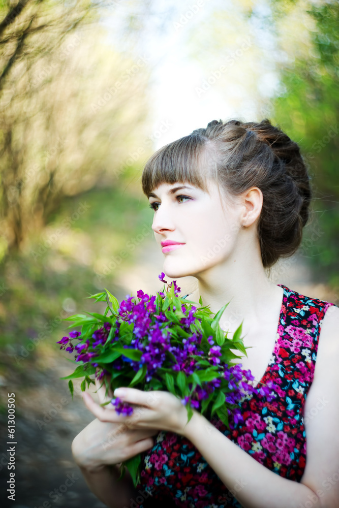 Naklejka premium Beautiful young woman