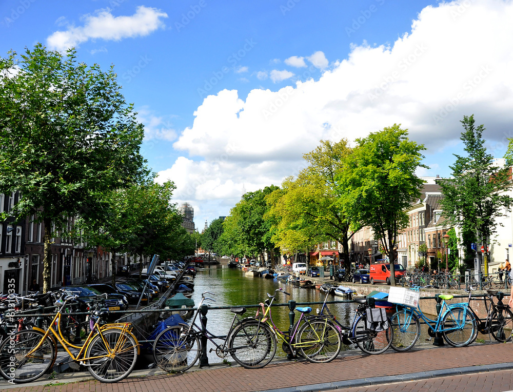 Fototapeta premium Beautiful old architecture of Amsterdam