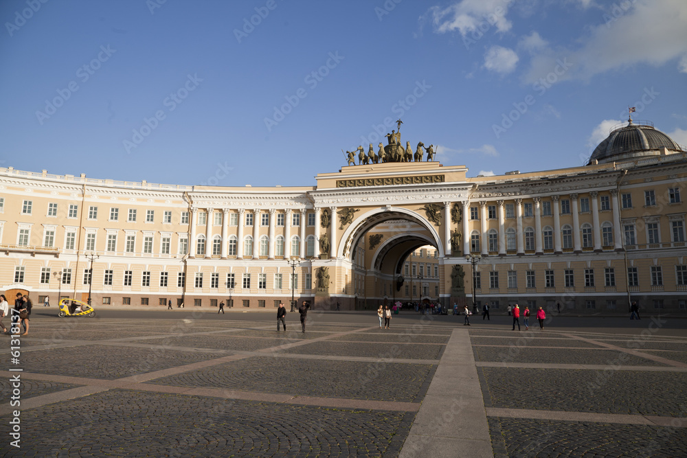 Obraz premium Вечер на дворцовой площади. Санкт-Петербург