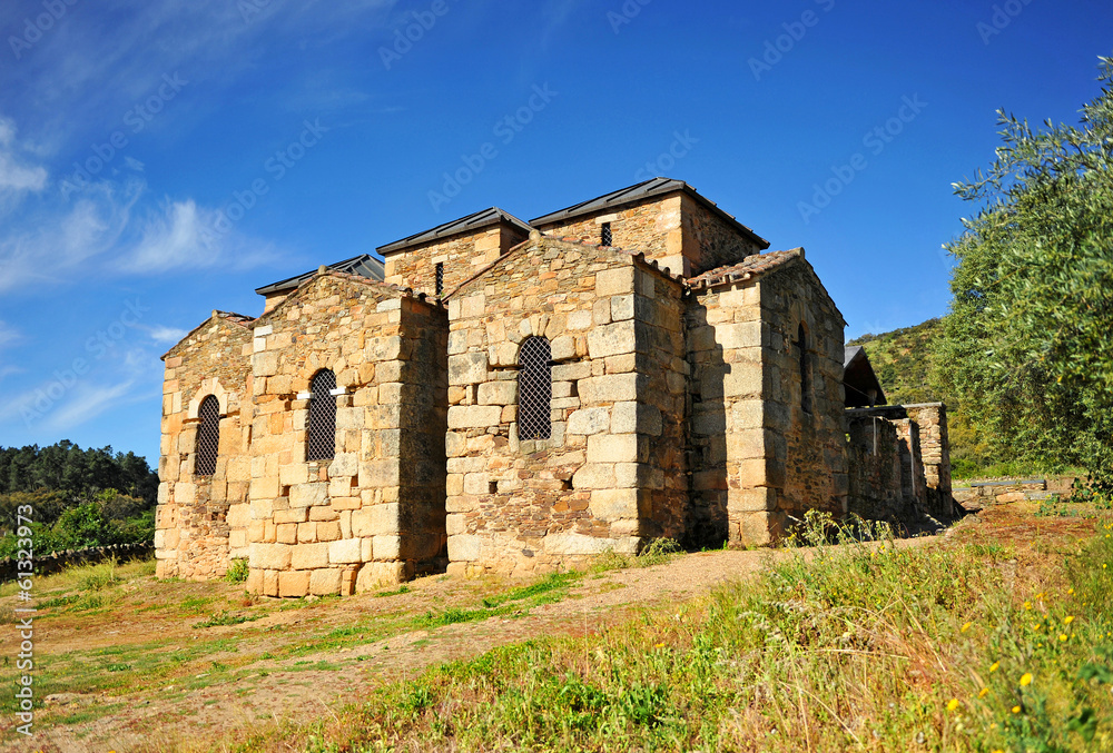 Iglesia Santa Lucía del Trampal, Alcuéscar, Extremadura, España