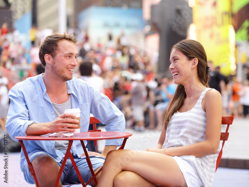 Dating couple, New York, Manhattan, Times Square