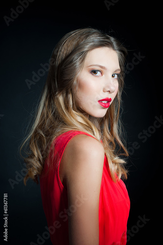 Portrait of a beautiful young woman