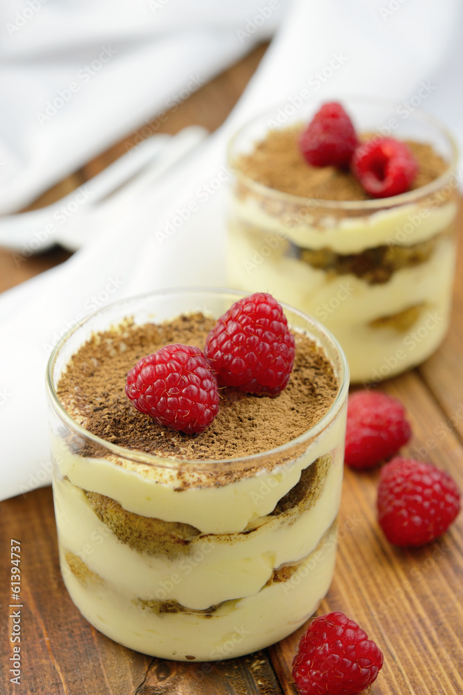 Tiramisu with raspberries Tiramisu with raspberries