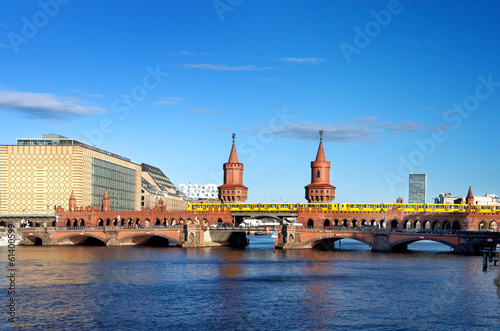 oberbaumbruecke bridge berlin