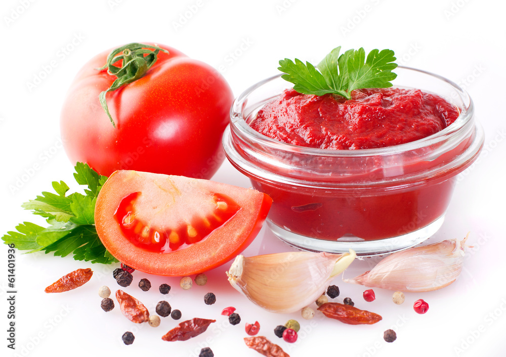Fresh tomatoes with paste Fresh tomatoes with paste