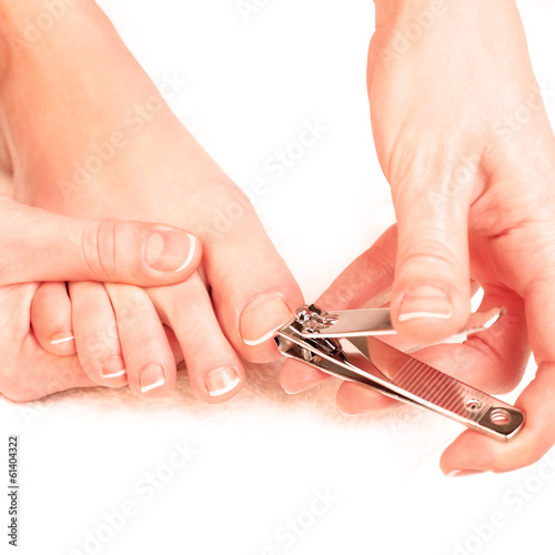 Soin des pieds (se couper les ongles)