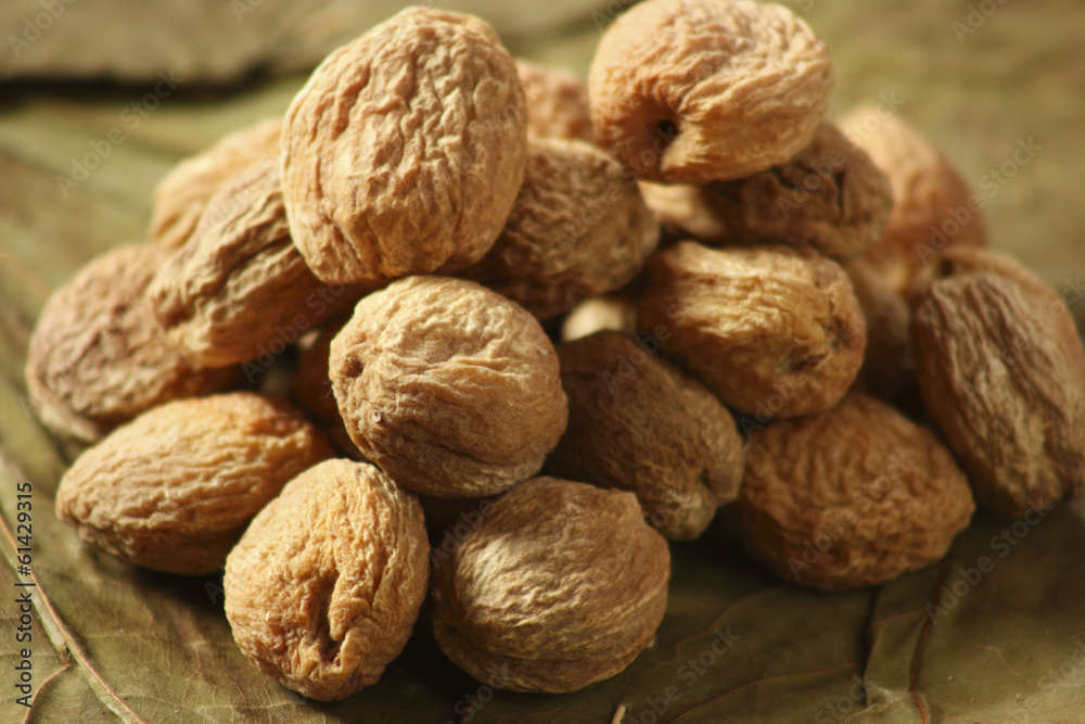 Dry Apricot – a commonly used ingredient in Indian Sweets Dry Apricot – a commonly used ingredient in Indian Sweets