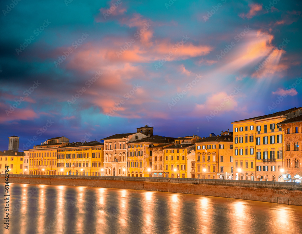 Sunset colors in Lungarni. Buildings along Arno river