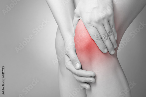 Knee pain photo