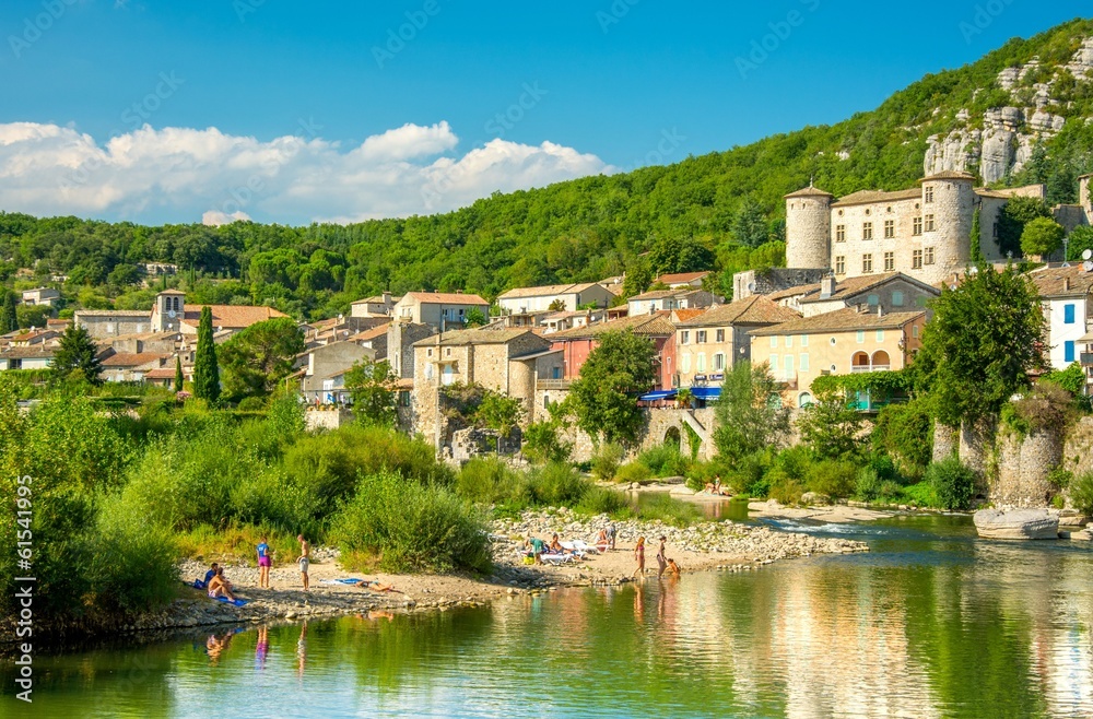 Vogüé en Ardèche, plus beau village de France