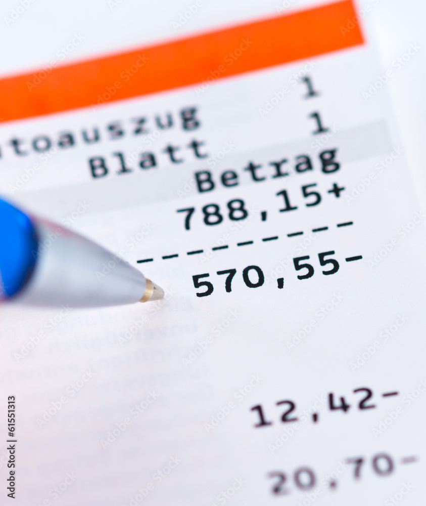 Kontoauszug Stock-Foto | Adobe Stock