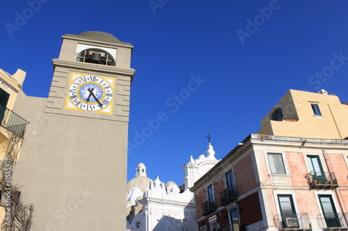 La tour de l'horloge à Capri photo