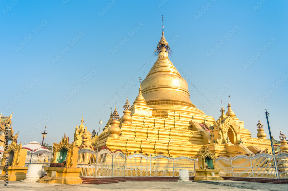 Sandamuni Pagoda - Mandalay Burma Myanmar