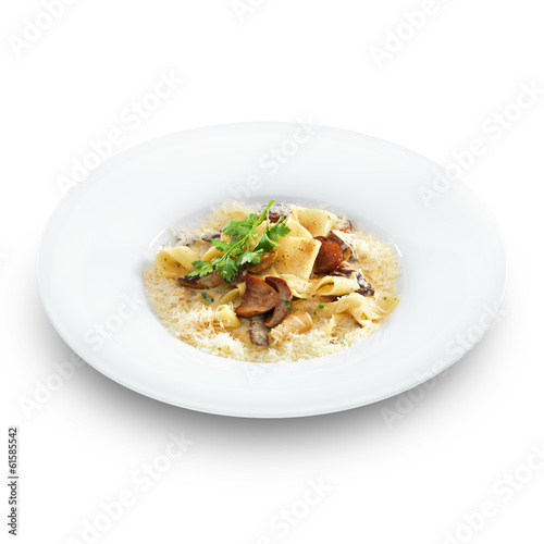 Healthy vegetarian pasta with creamy mushroom sauce and herbs. D