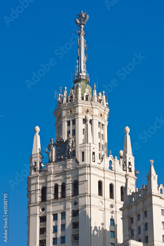 Kotelnicheskaya Embankment Building © Sailorr