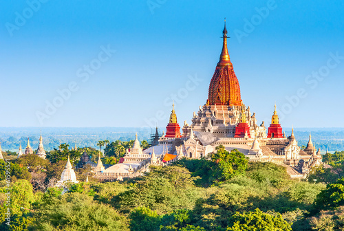 Tableau sur toile Ancient pagodas in Bagan with altitude balloon Myanmar
