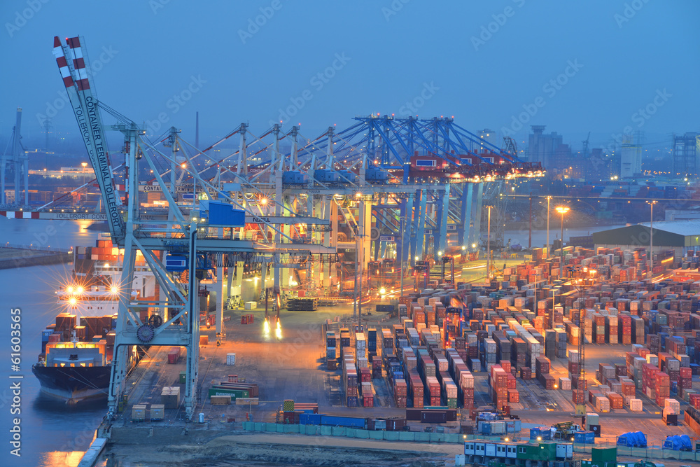 Containerterminal, Hamburger Hafen, TEU, Logistik, Hafenumschlag