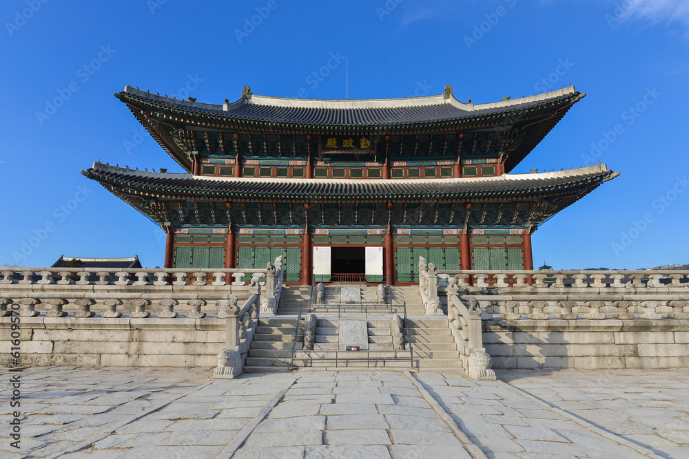 Fototapeta premium Pałac Gyeongbokgung w Seulu, w Korei
