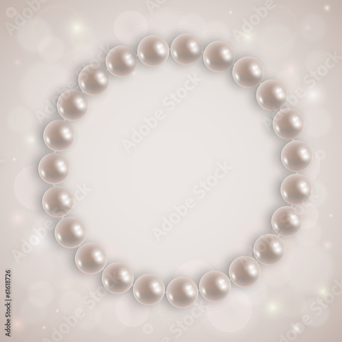 Shiny pearl necklace