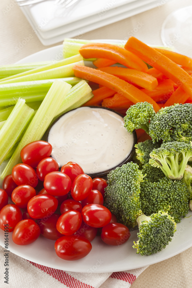 Organic Raw Vegetables with Ranch Dip Organic Raw Vegetables with Ranch Dip