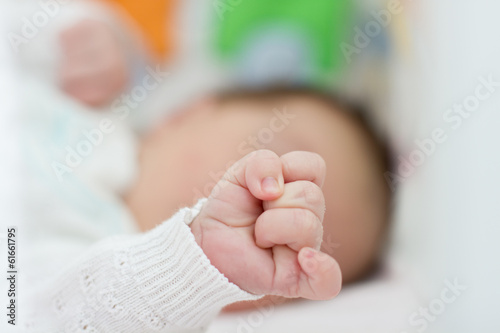  newborn baby hand