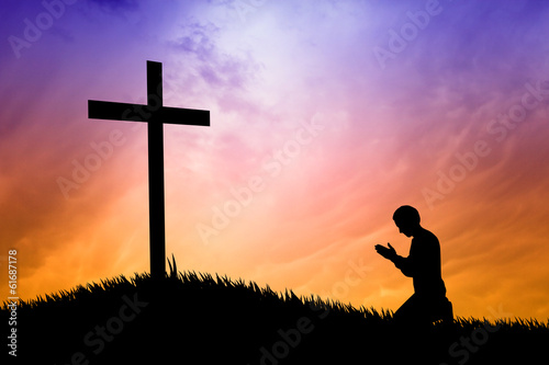 Quadro su tela man praying under the cross