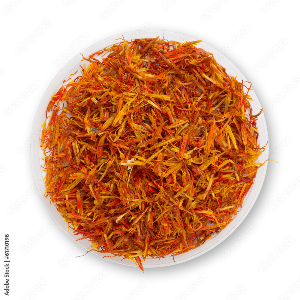 Fototapeta premium Heap saffron isolated on white background