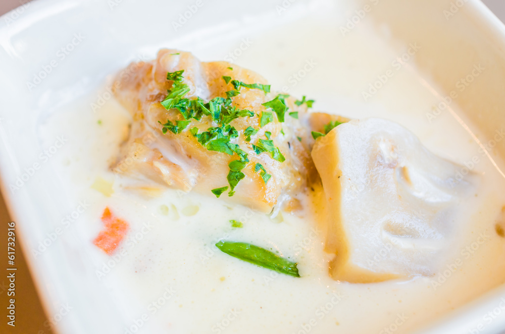 Fish with white sauce and mushroom Fish with white sauce and mushroom