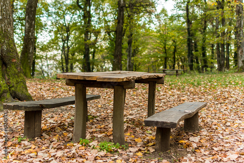 Picnic table