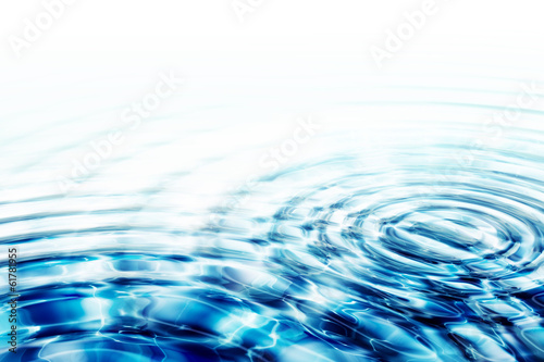 crystal clear water whit two ripples