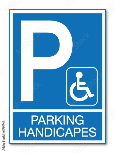 Panneau parking réservé handicapés.