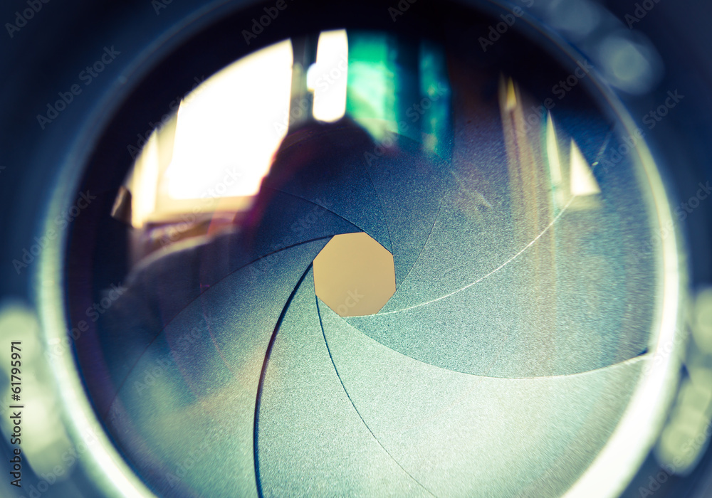 Diaphragm of a lens. Color toned image. - obrazy, fototapety, plakaty 