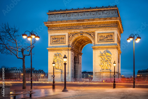 Arc de Triomphe in Paris © eyetronic